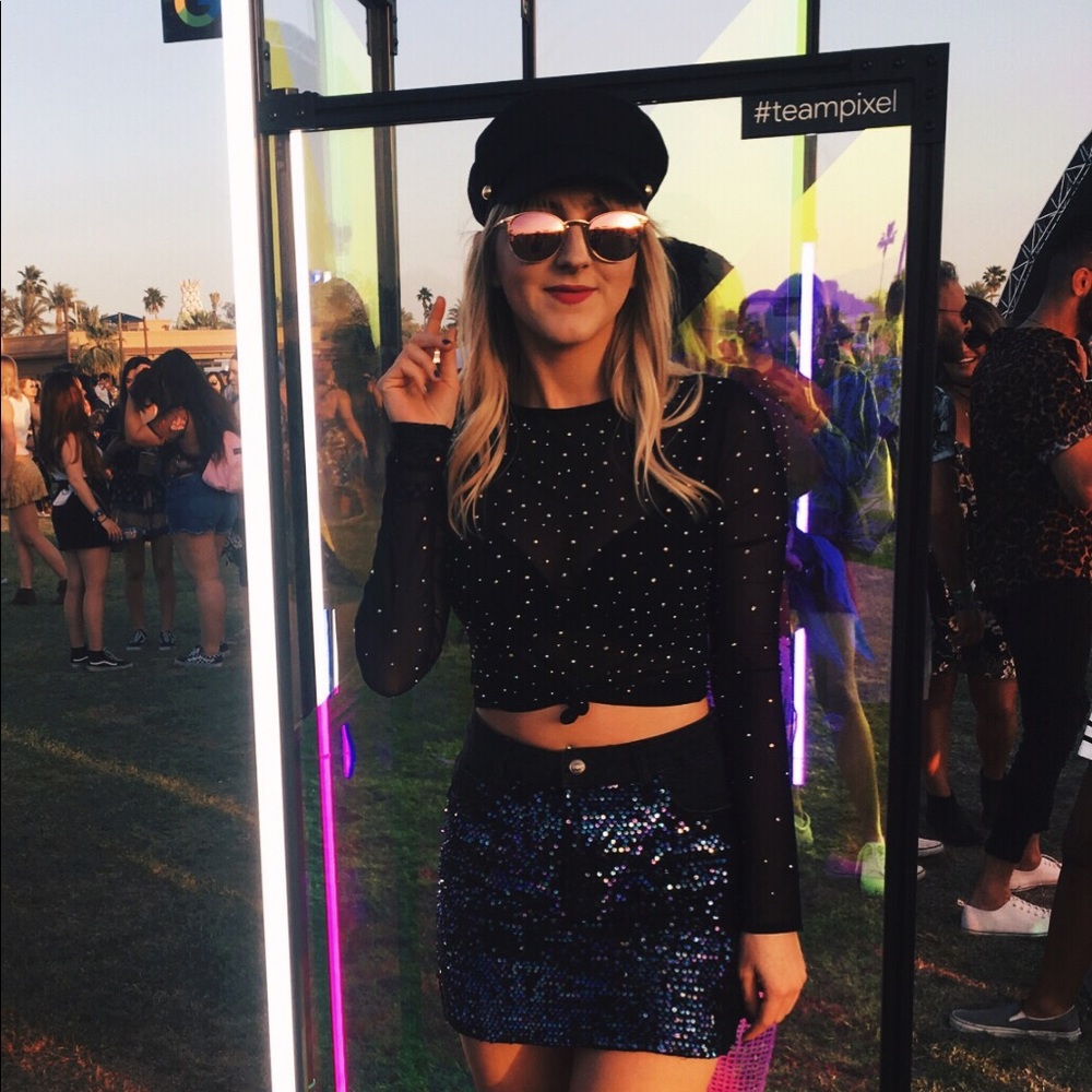 Meet your Posher, Lauren